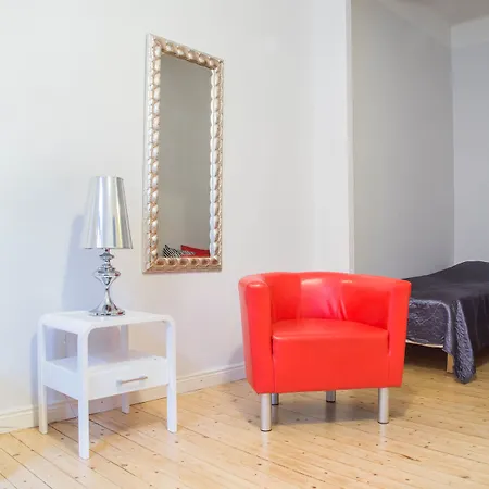 Apartment Go Happy *